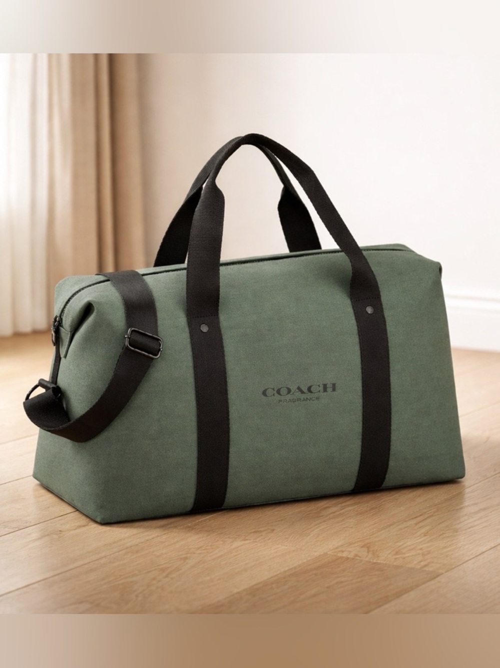 COACH Fragrance Green Weekender Duffle Bag VIP (GWP) with Black Straps - Picture 2 of 3